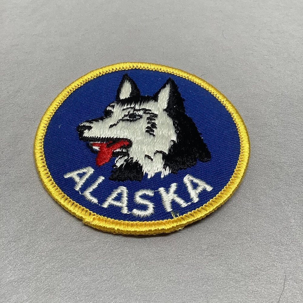 Vintage Alaska Circle Dog Embroidered Patch New Old Stock